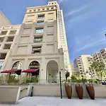 Luxury Apartment With Private Beach Access In Creek Beach