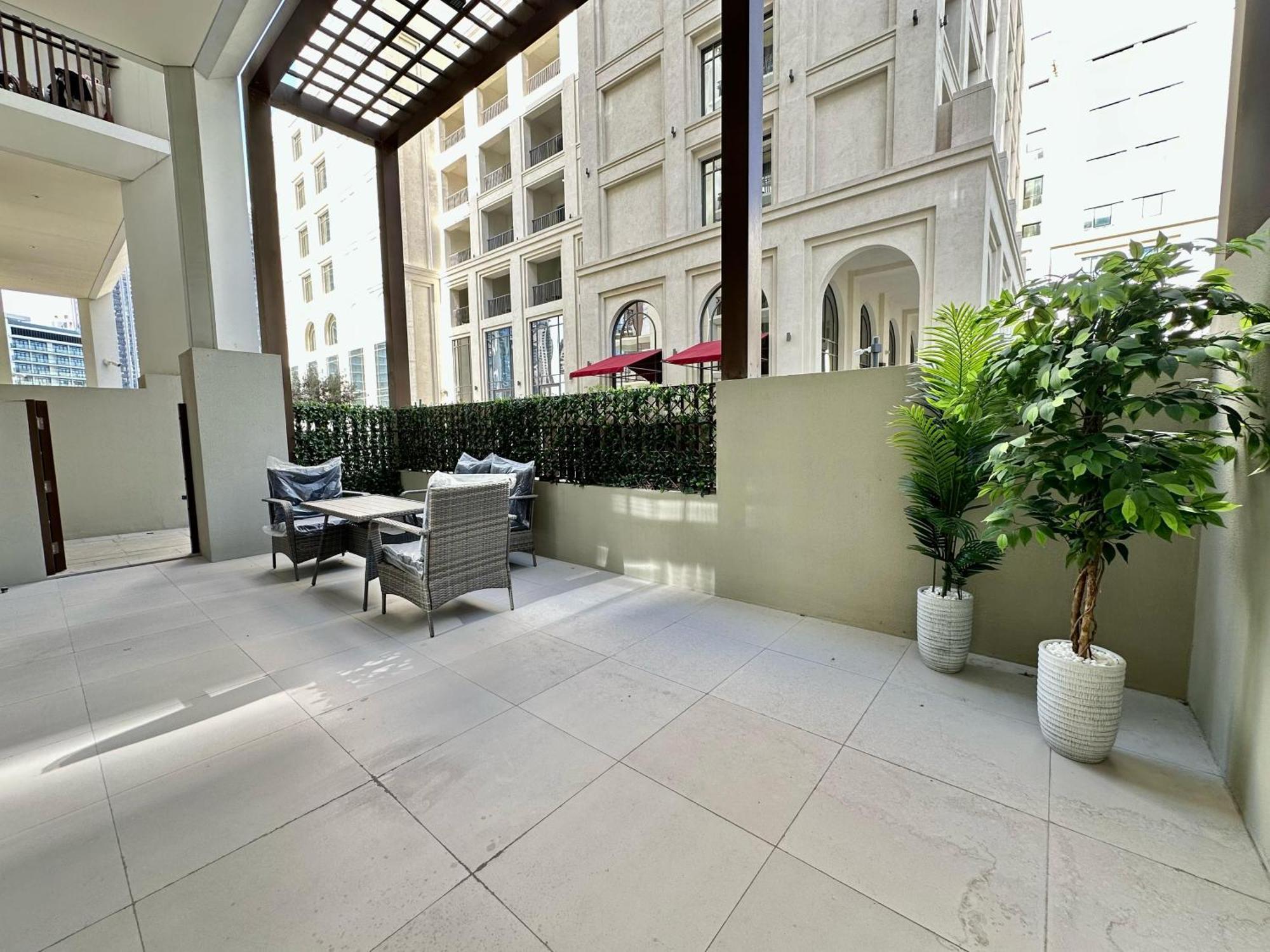 Apartment Luxury With Private Access In Creek Dubai
